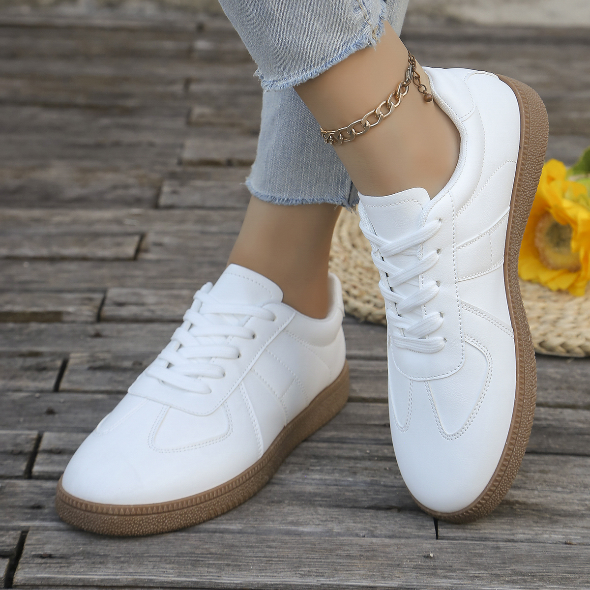 Embroidery Cotton - Ladies' casual white sports shoes -