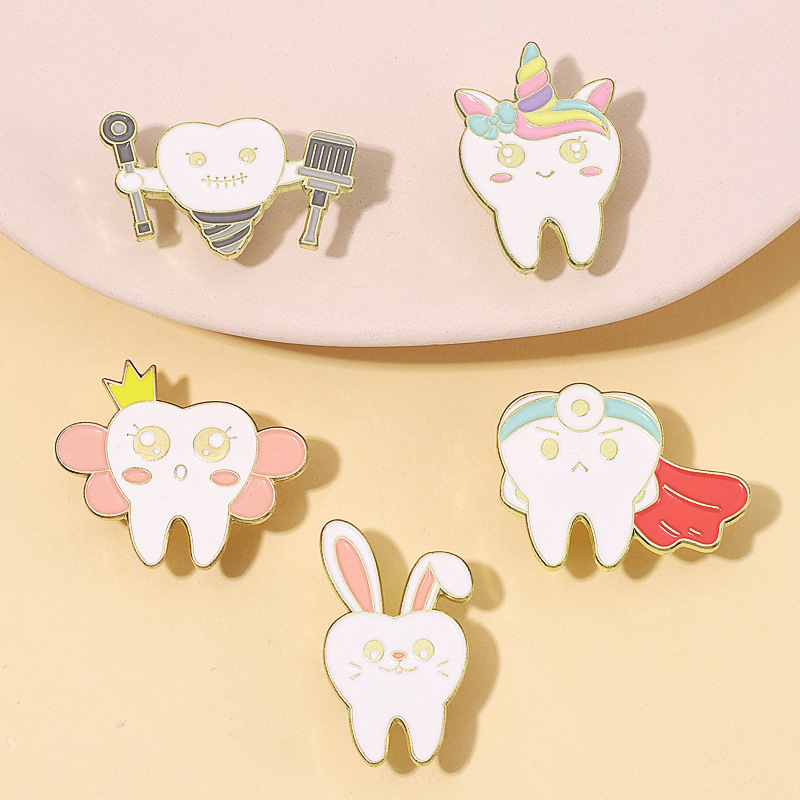Tooth Oral Health Enamel Pins  - Embroidery Unicorn のレビューと価格