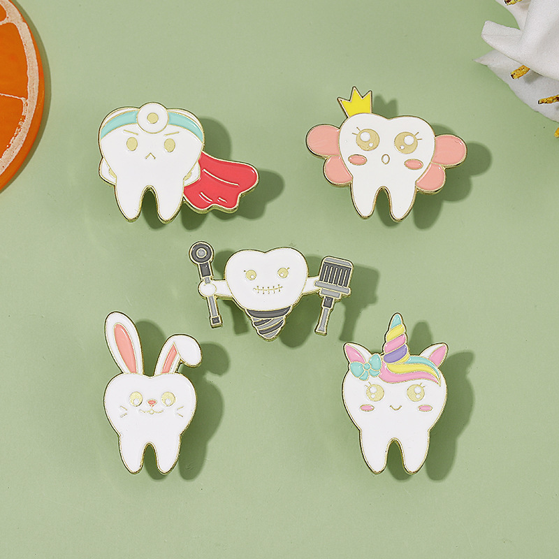 Tooth Oral Health Enamel Pins  - Embroidery Unicorn のレビューと価格