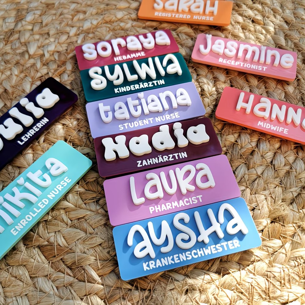 Personalized Name Brooch Badge - Embroidery Texture のレビューと価格