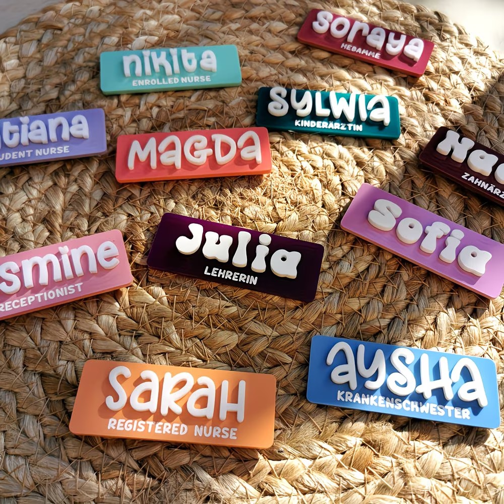 Personalized Name Brooch Badge - Embroidery Texture のレビューと価格