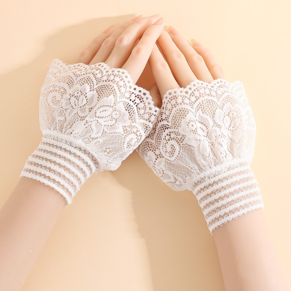 1 Pair Versatile Elegant Fake  - Embroidery Motif のレビューと価格