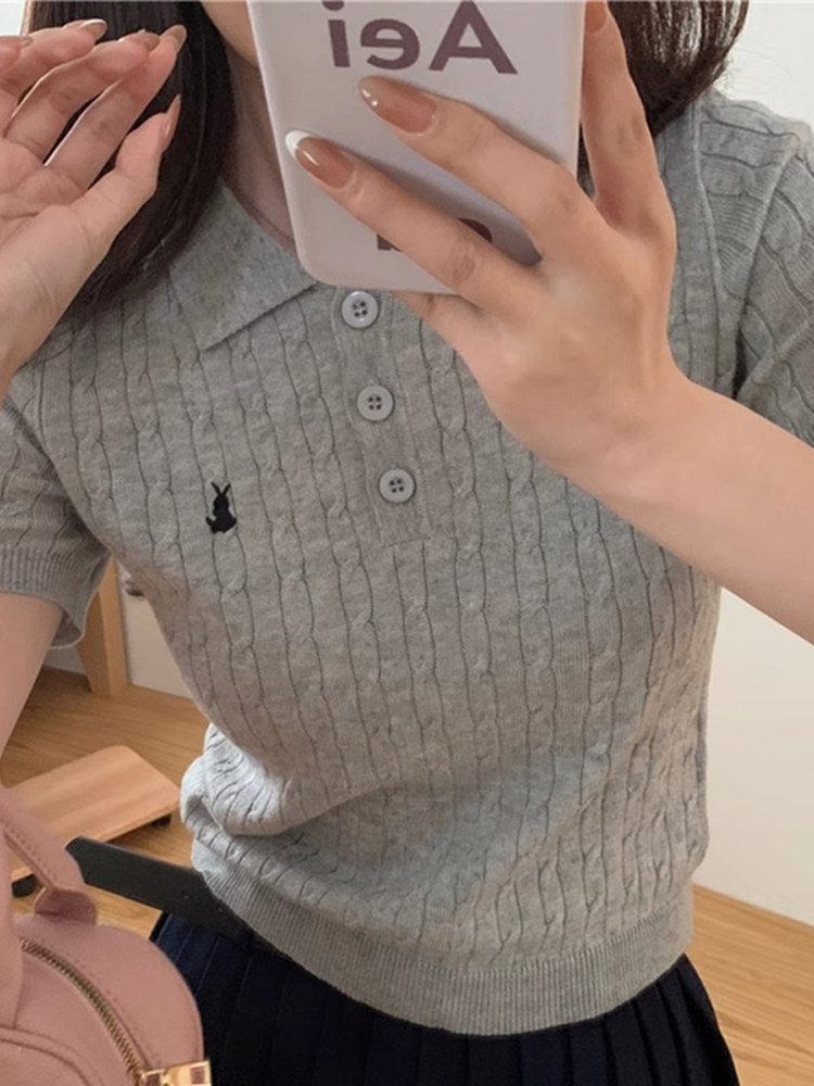 Unique  Collar T-irt Women's B - Embroidery Unique Design のレビューと価格