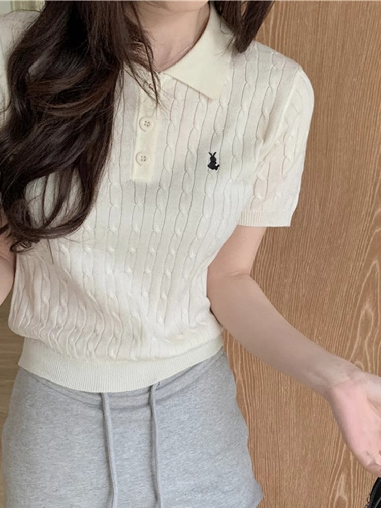 Unique  Collar T-irt Women's B - Embroidery Unique Design のレビューと価格