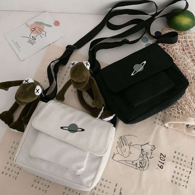 Casual Collage Student Messeng - Embroidery Motif のレビューと価格