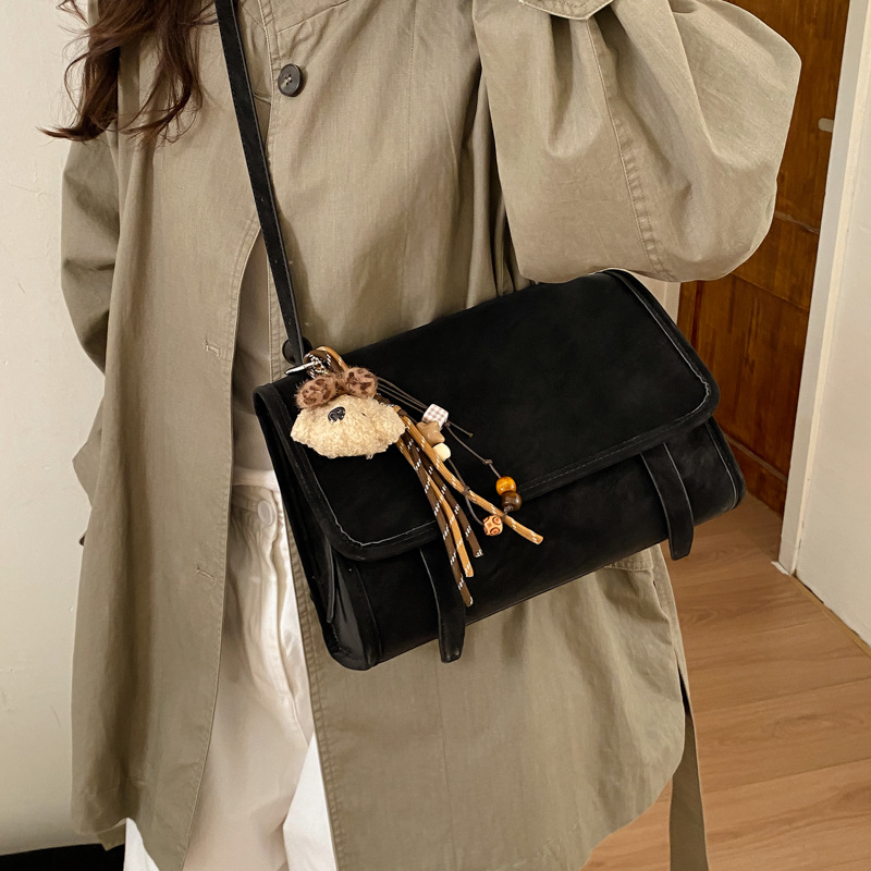 New Versatile Texture Crossbod - Embroidery Texture のレビューと価格
