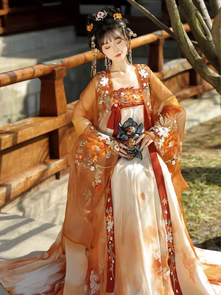 Chinese Hanfu Dress Women Hall - Embroidery Yellow Dress のレビューと価格