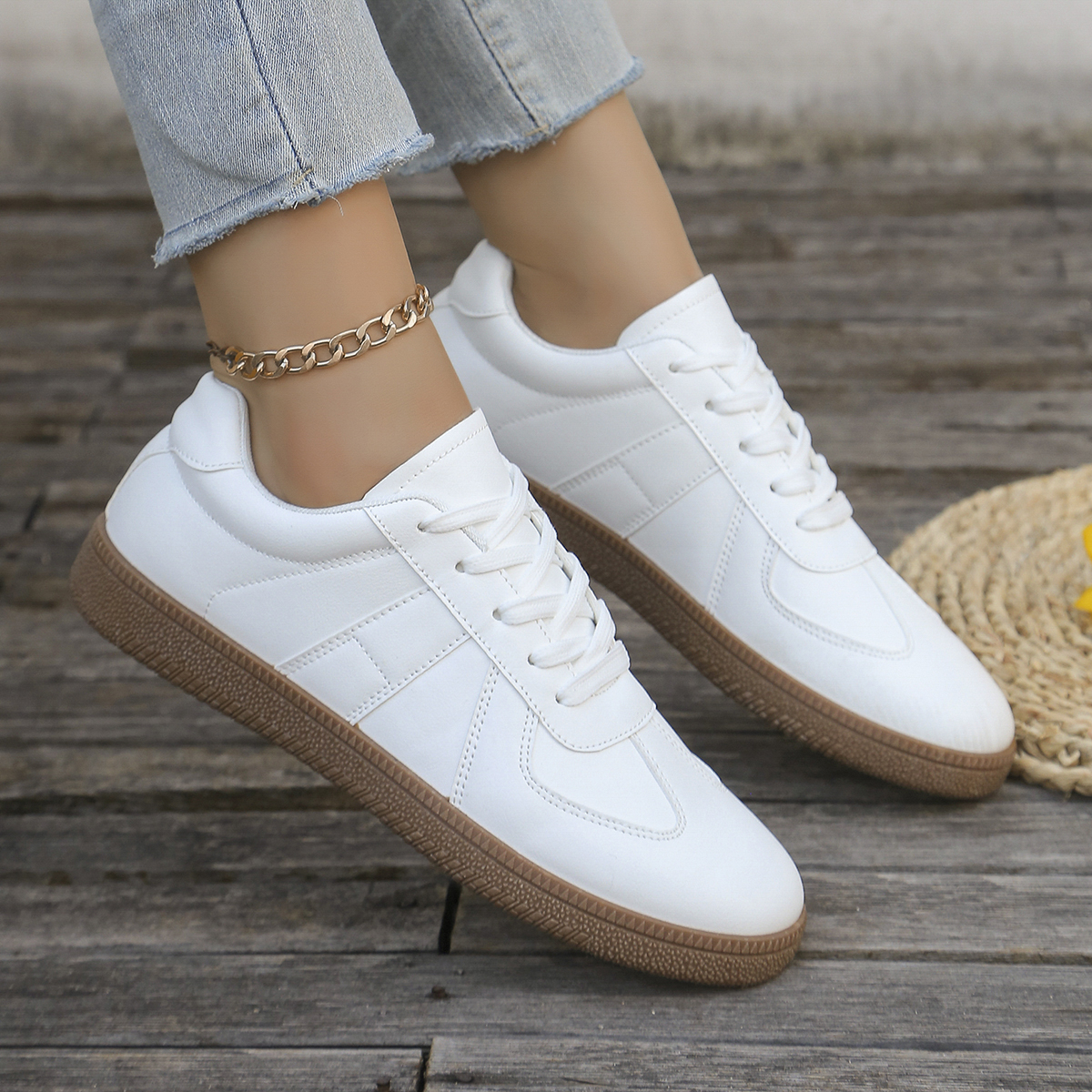 Ladies' casual white sports sh - Embroidery Cotton のレビューと価格