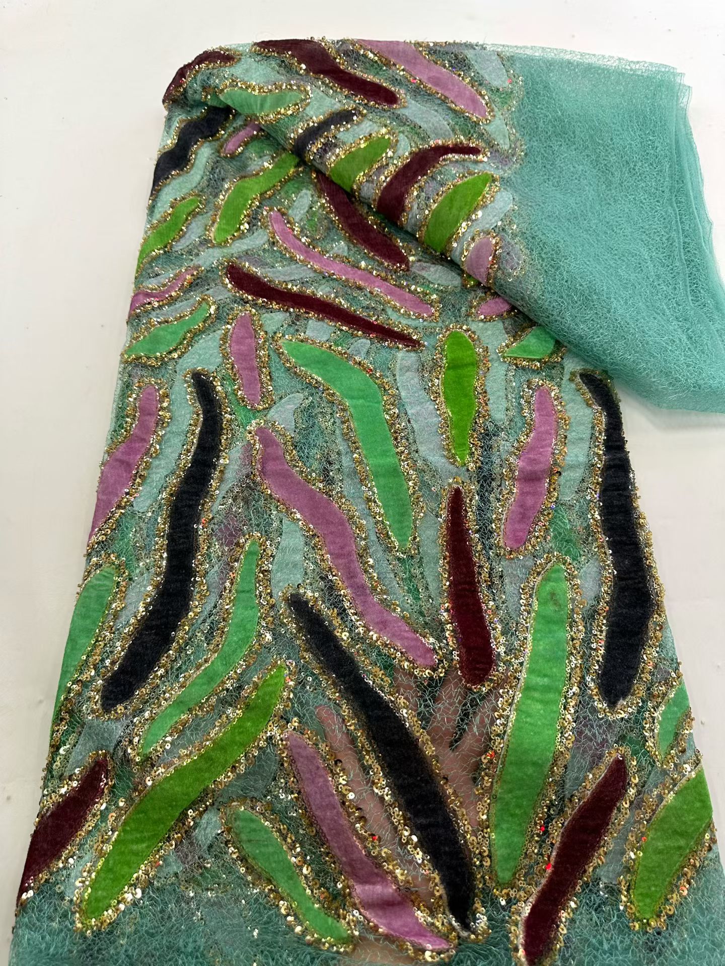 Latest African Sequins Lace Fa - Embroidery Net Fabric のレビューと価格