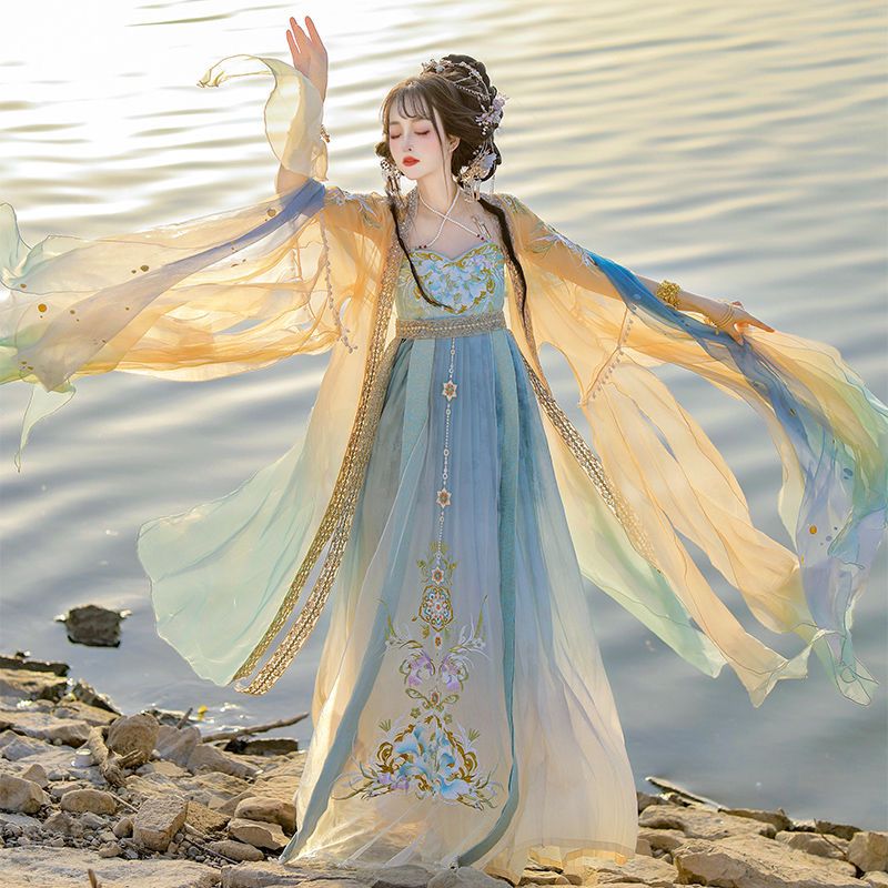 Chinese Hanfu Dress Women Trad - Embroidery Yellow Dress のレビューと価格