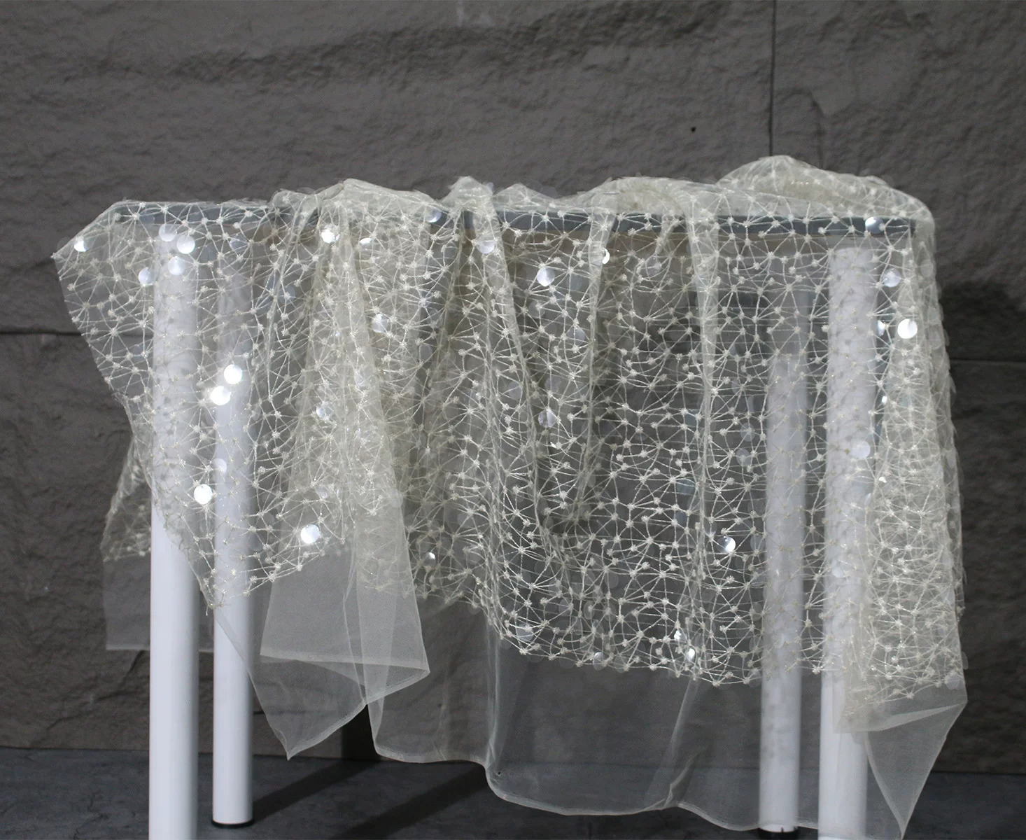1yard Sequin embroidery thread - Embroidery Net Fabric のレビューと価格